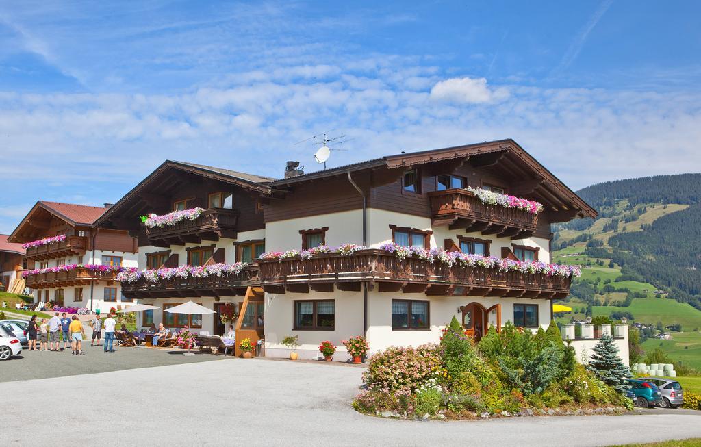 Pension Schwab Taxenbach Extérieur photo